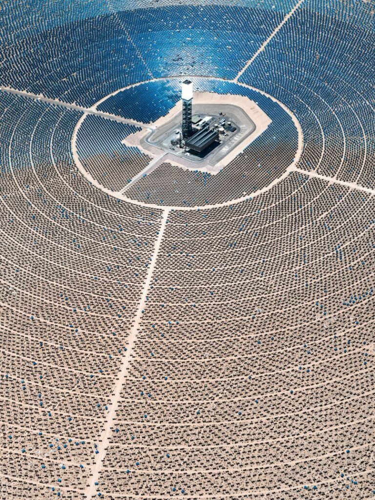 usina solar por Tom Hegen