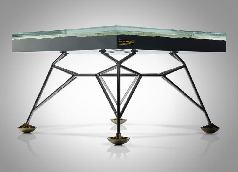 futurista essa mesa por Furniture Harow