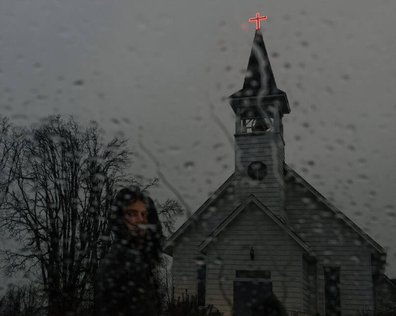 pesadelo na igreja  por Brendon Burton