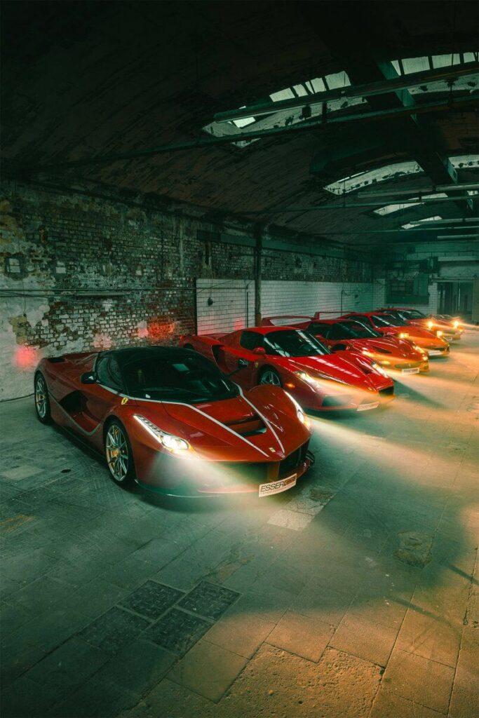 carros vermelhos Fotografia de Carros Luxuosos por Keno Zache, que é um Fotógrafo automotivo, com sede em Bielefeld, Alemanha.