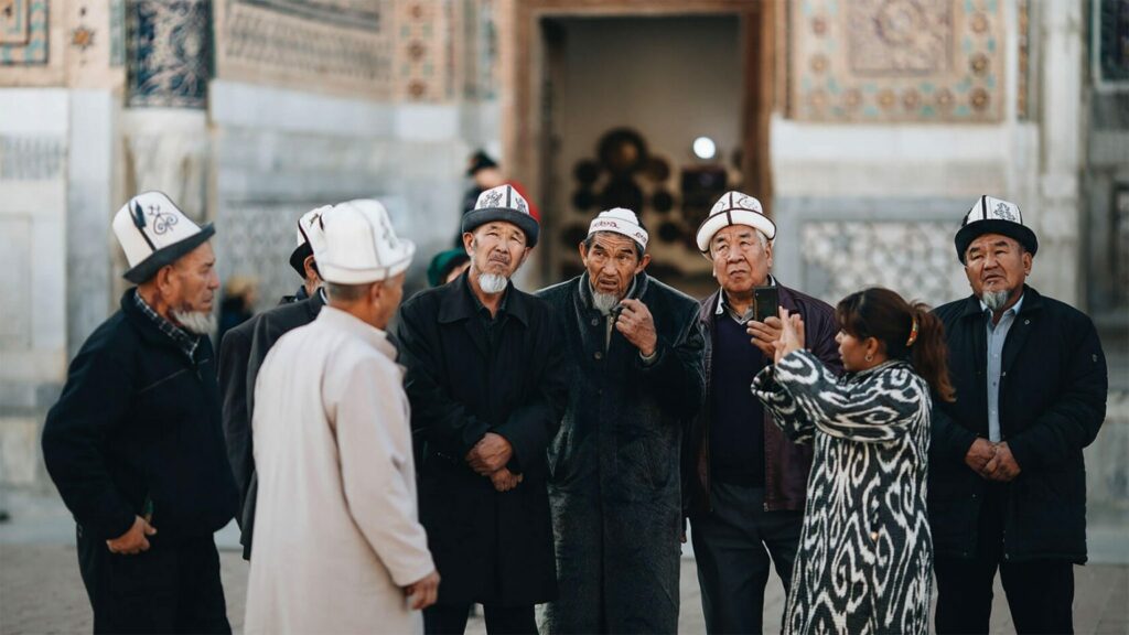 eles estao convesando fotografias de Uzbeskistan