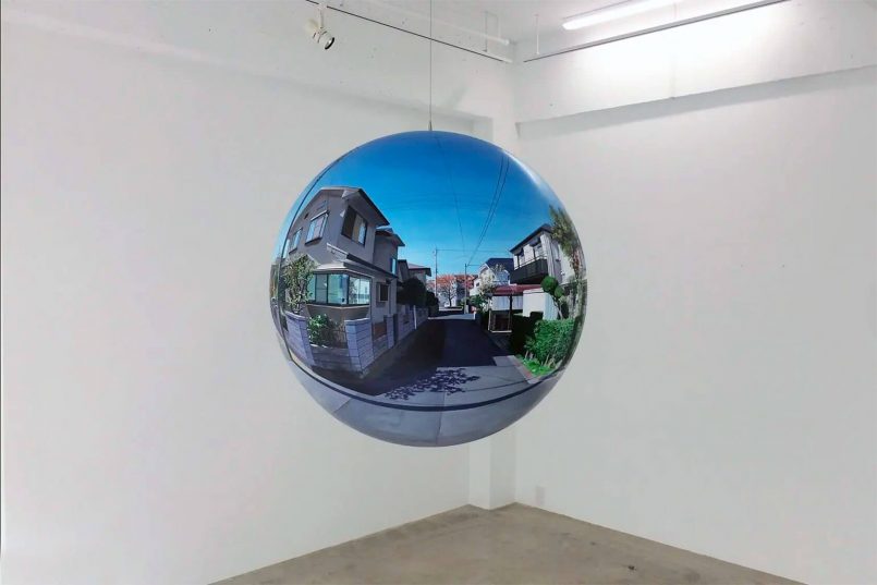 muito da hora Flatball: Pinturas Esféricas por Daisuke Samejima